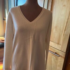 Ann Taylor Cream Cashmere V-Neck Sweater